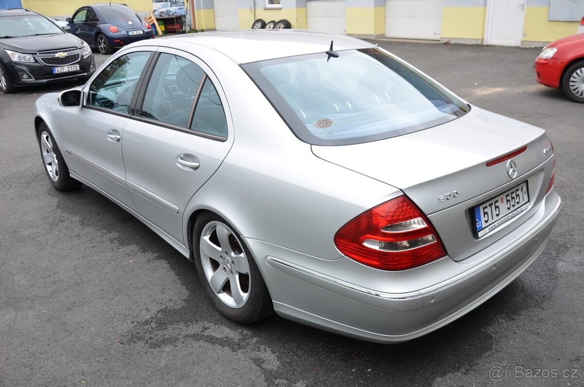 Mercedes Benz E500 4 Matic - náhradní díly - 3