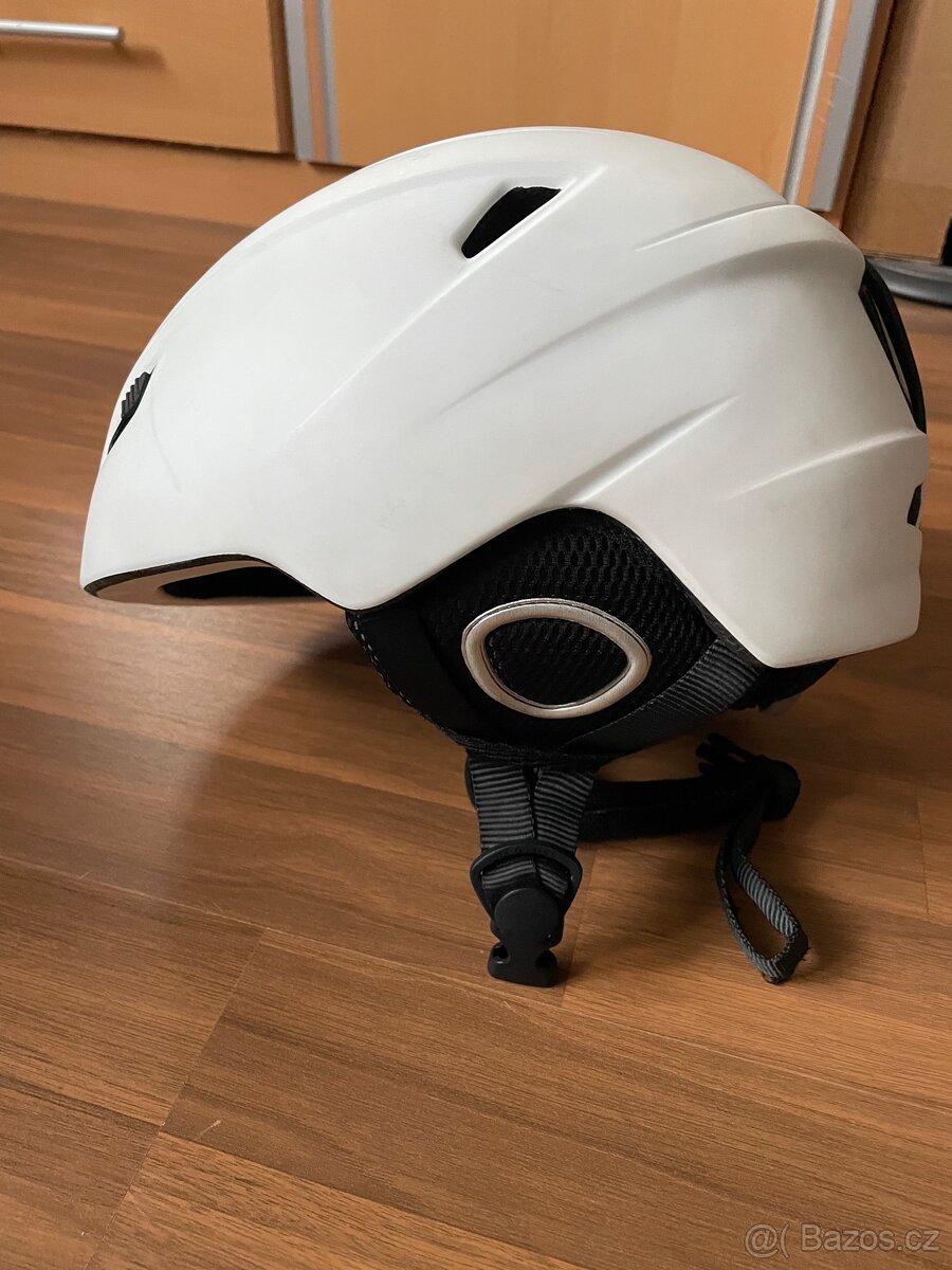 Lyžařská/snowboardová helma - 3