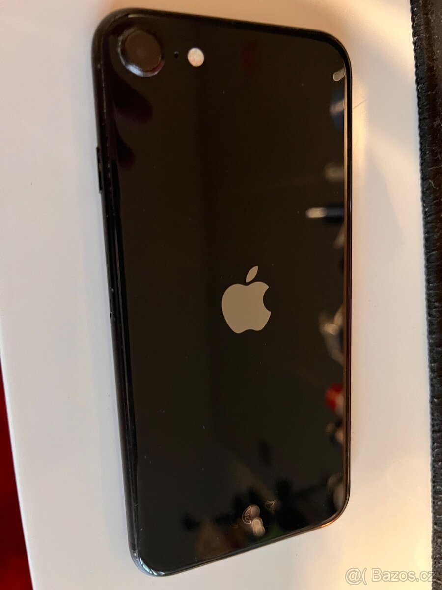 IPhone SE ( 2020) 64GB Černý - 3