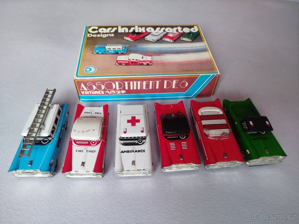 Plechová autíčka s pohonem na setrvačník - 3