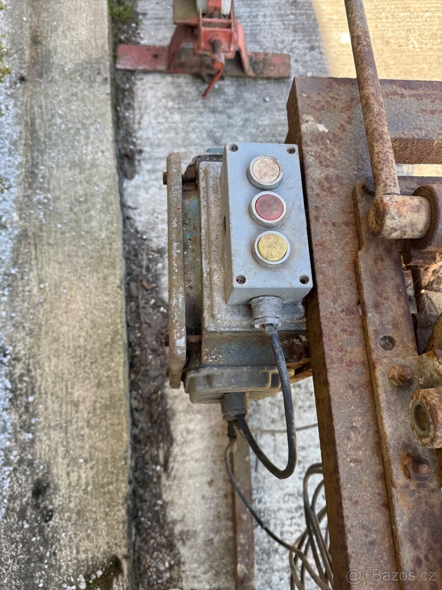 ELEKTRICKÝ VRÁTEK AKCE SLEVA - 3