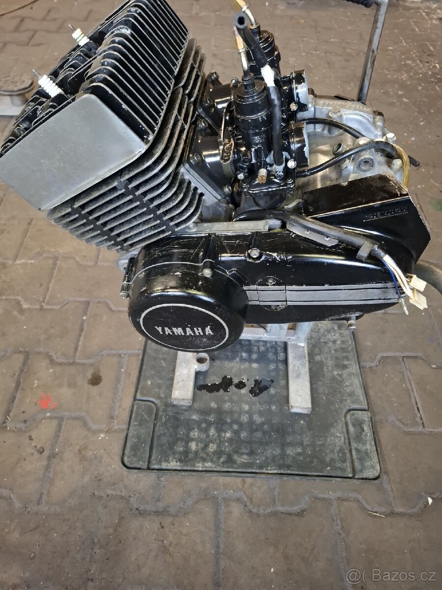 Yamaha RD 250/522 - 3