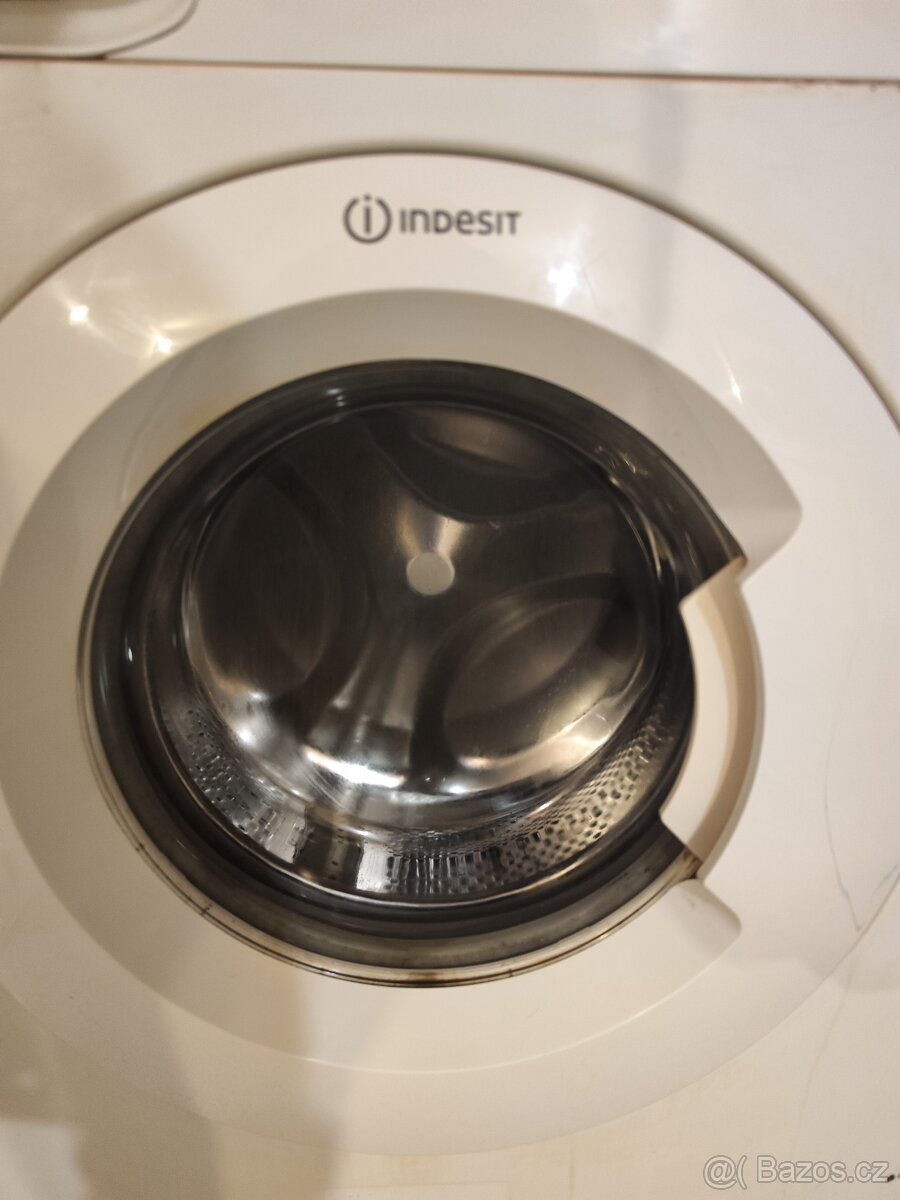 Pračka Indesit - 3
