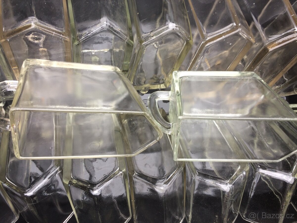 Skleněné dózy - hutní sklo - 3
