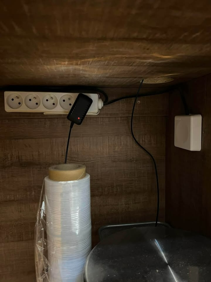 Kancelářský stůl rohový - 3