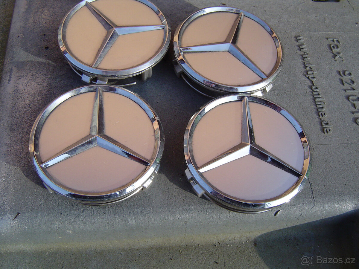 4 X STŘEDOVÉ POKLIČKY MERCEDES BENZ - 3