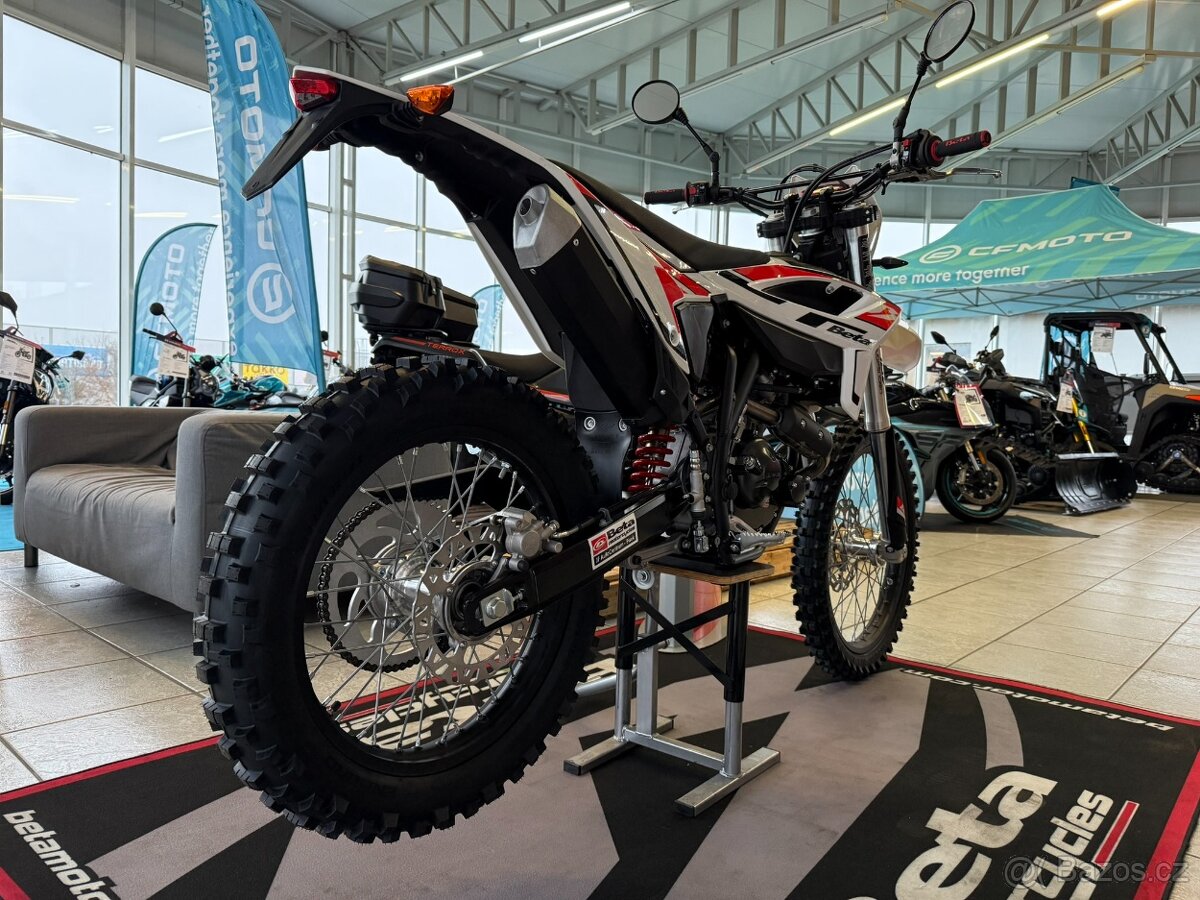 RR Enduro 4T 125 T MY25 - bílá