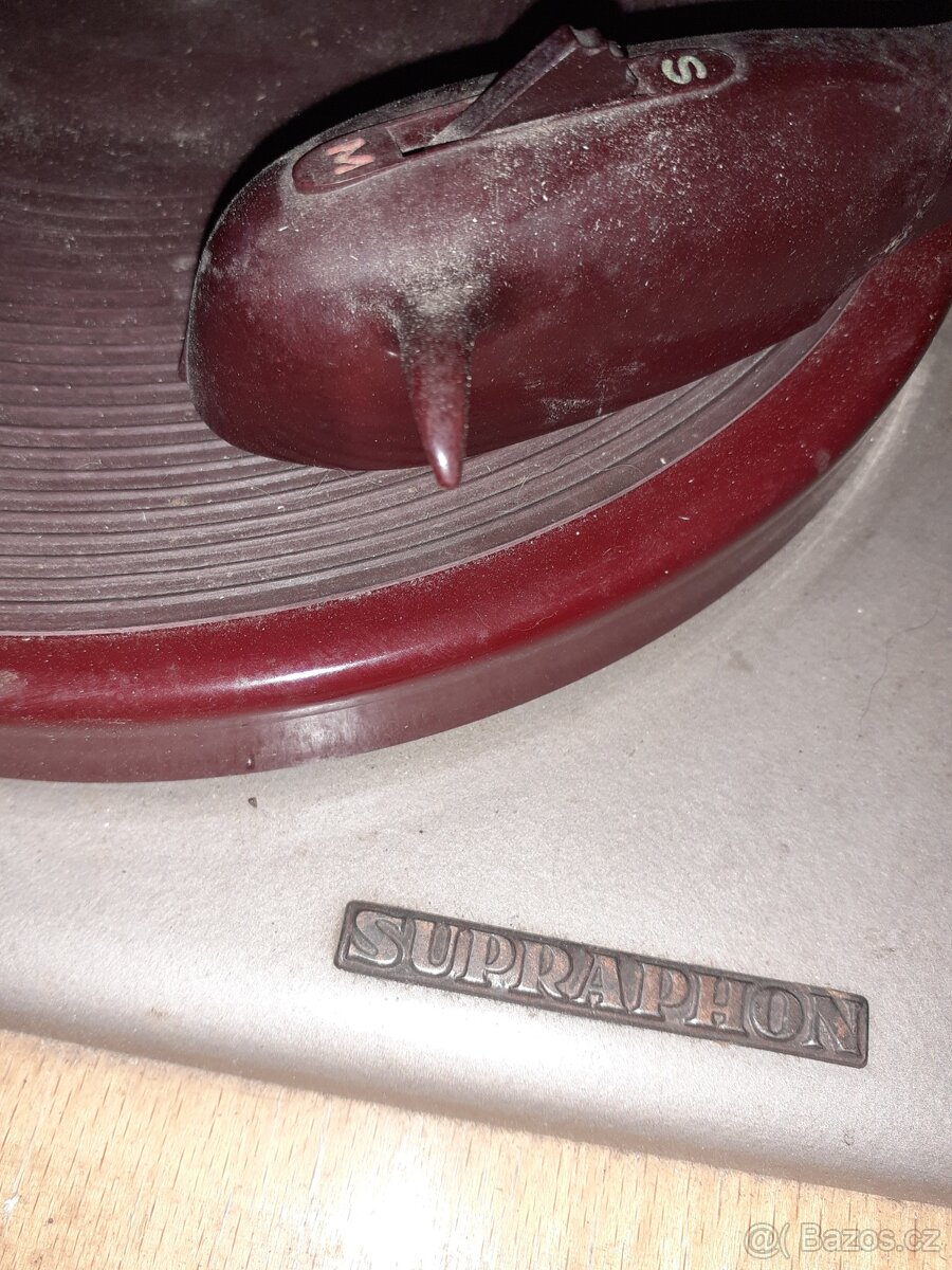 Retro gramofon Supraphon, rádio Tesla 605 A - 3