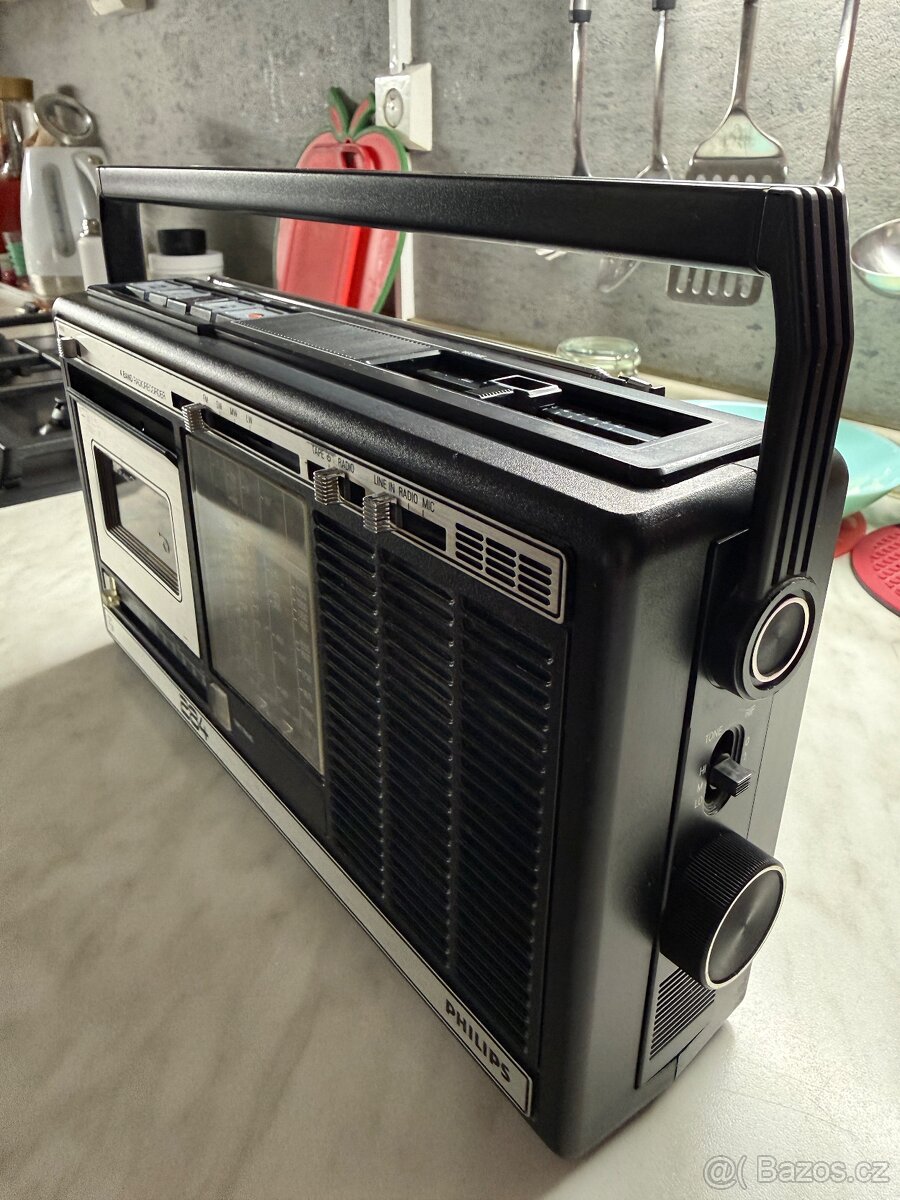 Rádiomagnetofon Philips 284 - 3