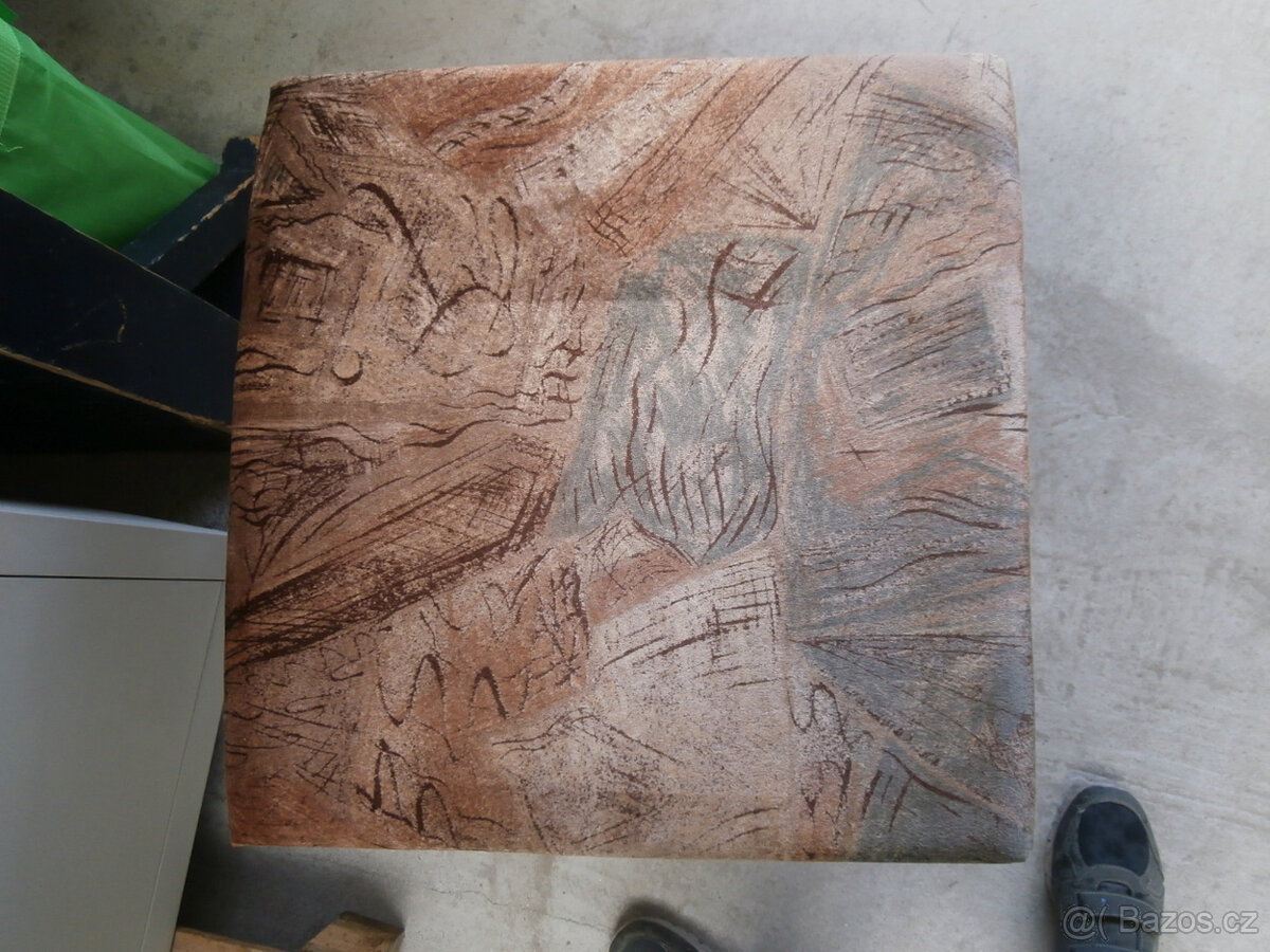 Taburet čalouněný, sedátko, bobík za 400 kč - 3