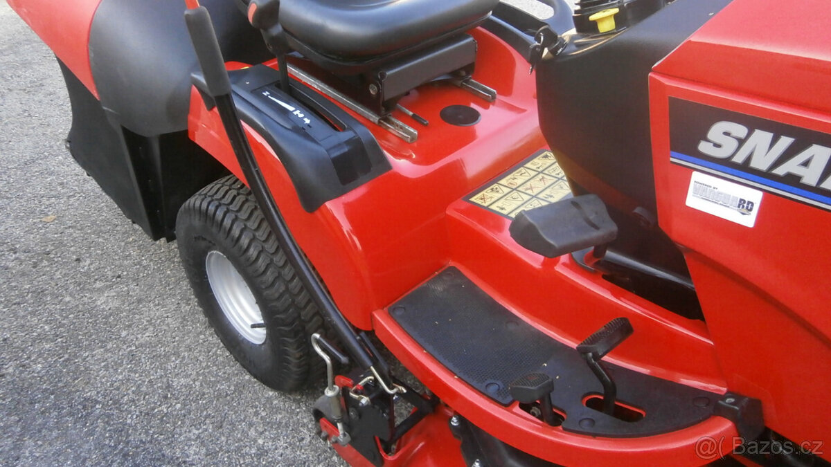 Zahradní traktor Snapper RD2140 - 3