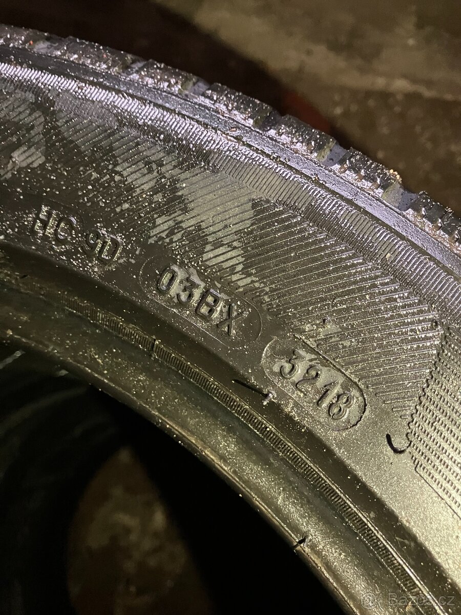 Sada celoroční MICHELIN CROSSCLIMATE 245/45R17 - 3