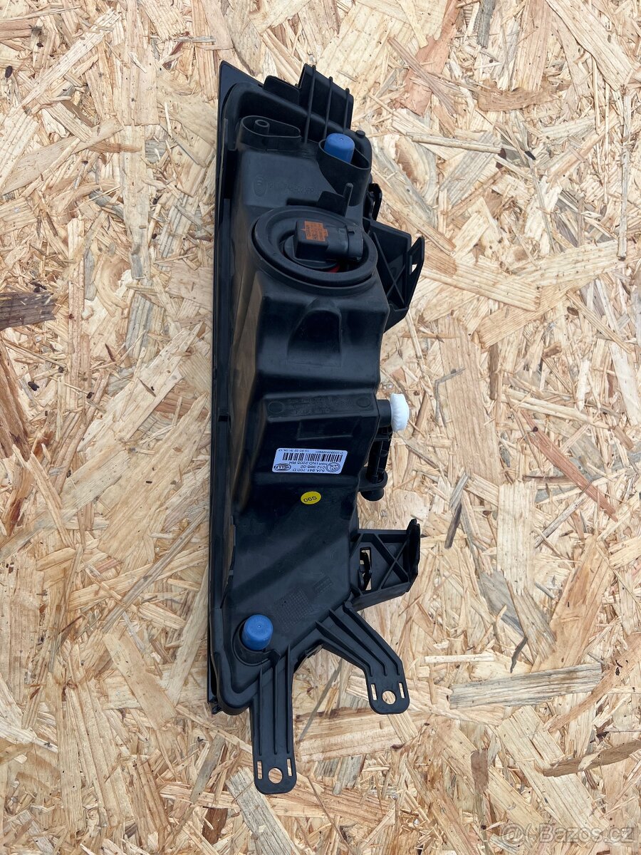 Halogenový světlomet Škoda Rapid facelift - 3