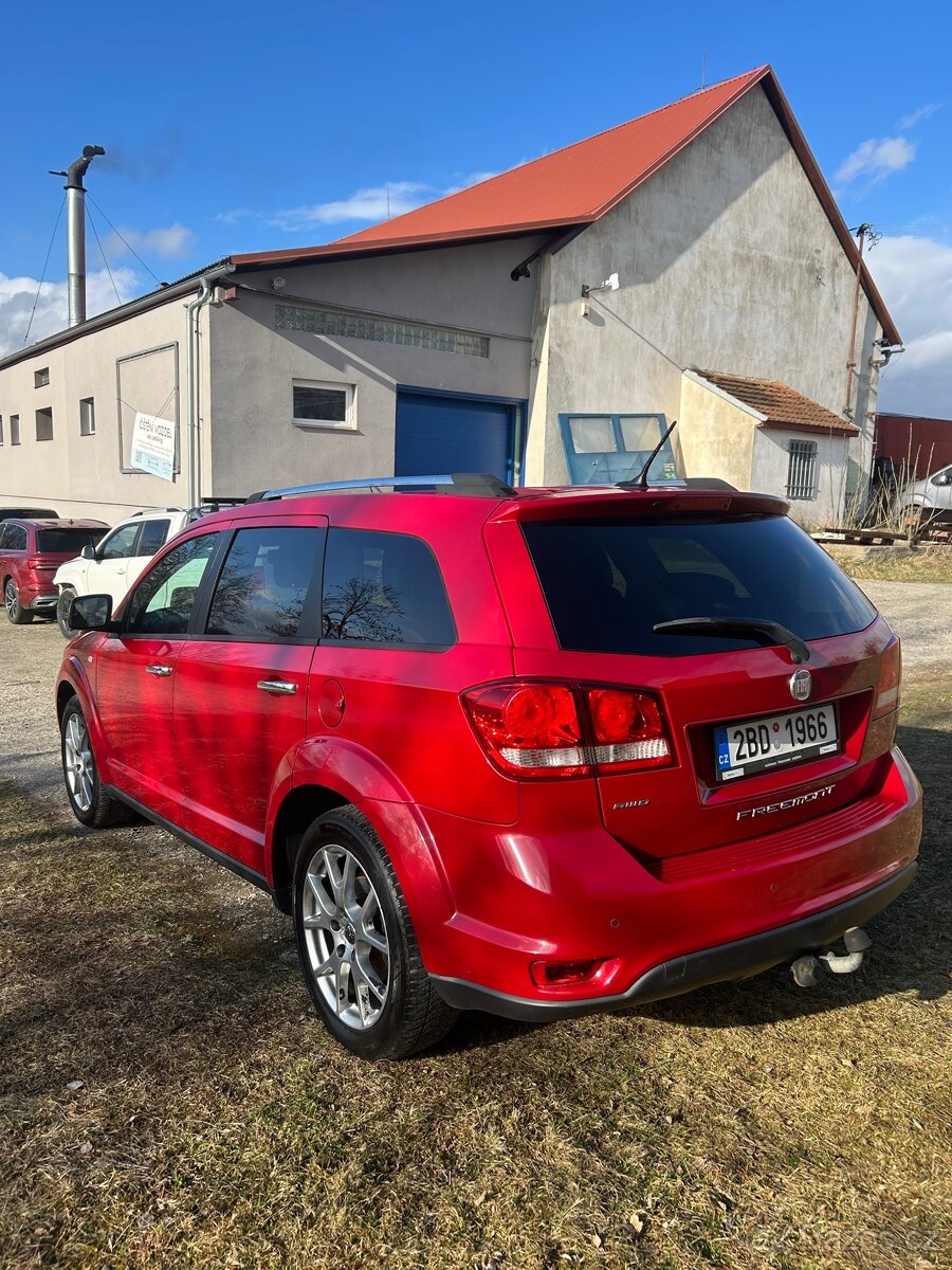 Fiat Freemont 2.0L 125kw AWD 7 míst - 3