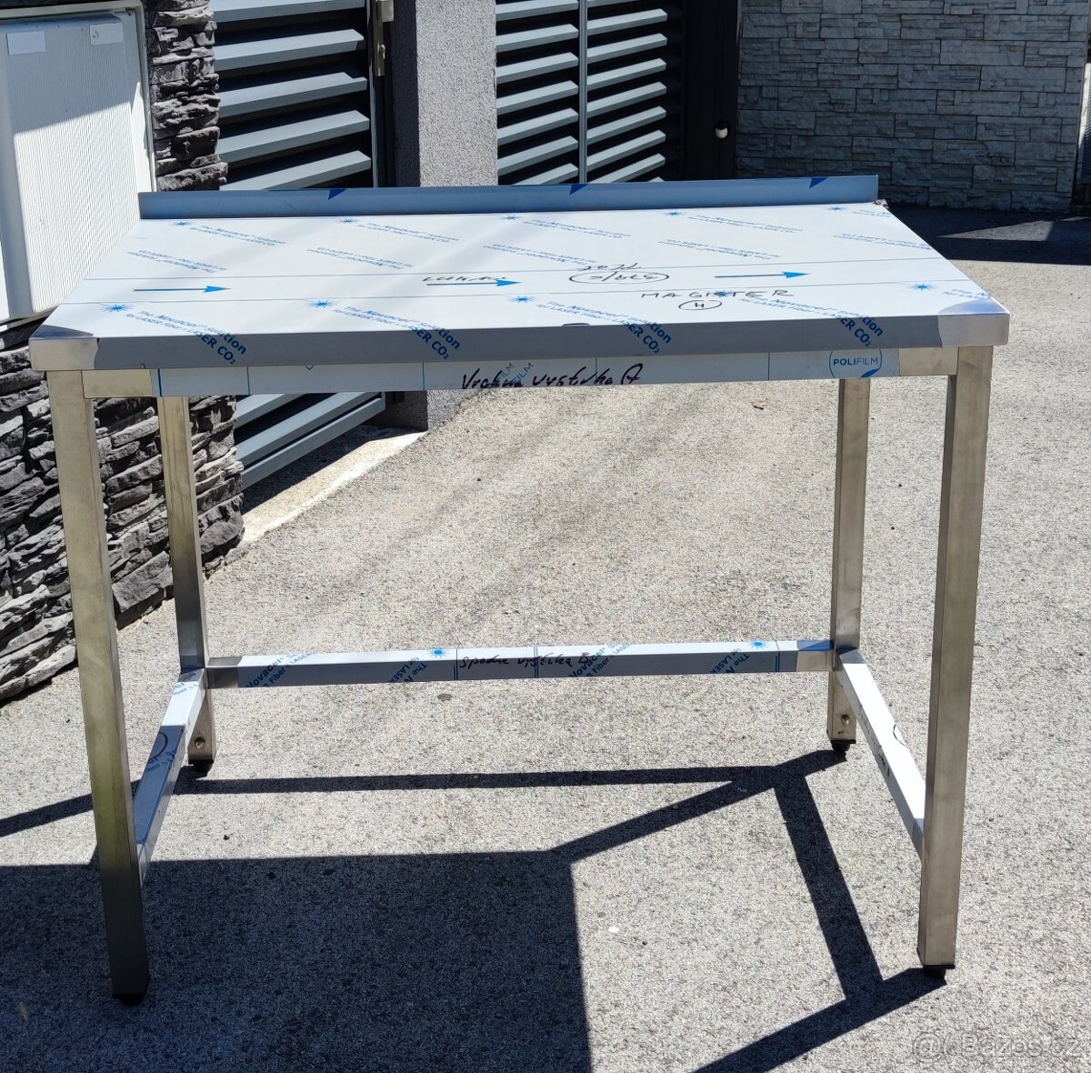 Nerezový stůl, gastro nábytek, pro restaurace - 3