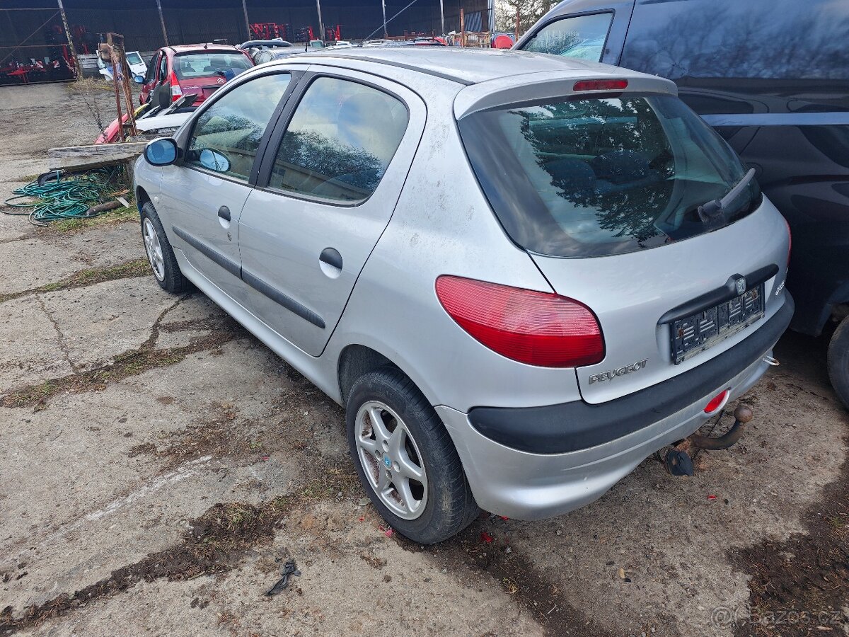 Peugeot 206 1.4 55kW ND - 3