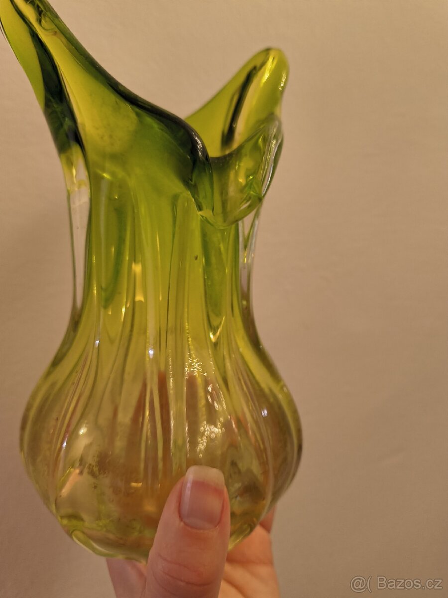 Zelená hutní váza - 3