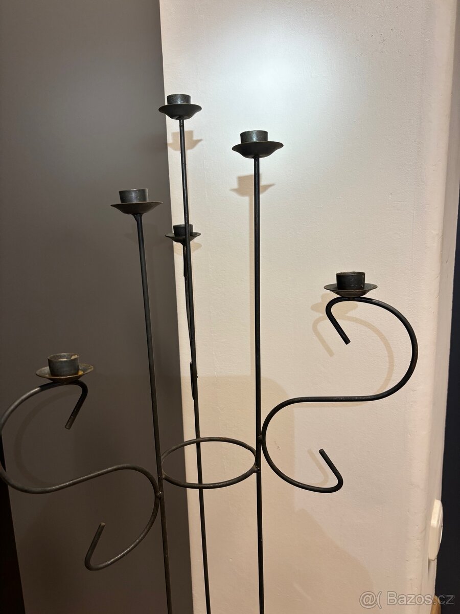 Kovový svícen - 3