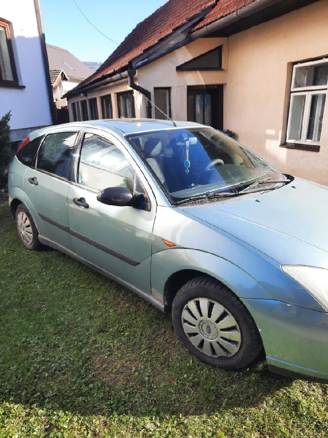 Ford focus 1,4 benzín - 3