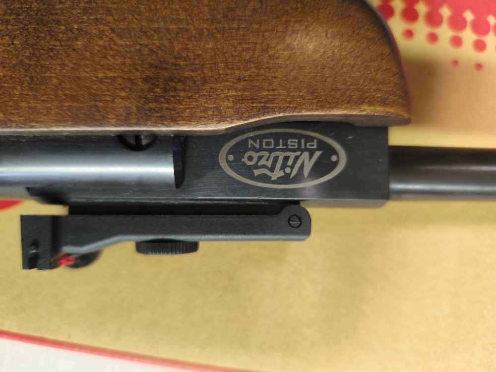 vzduchovka crosman vantage NP - 3