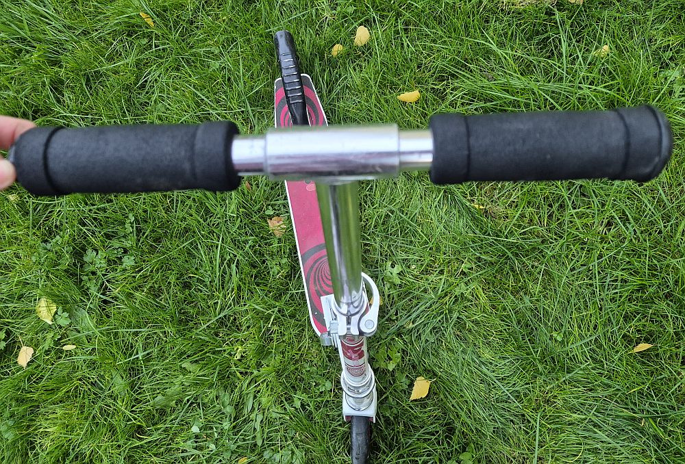 Skládací koloběžka Authentic Muuwmi 180 OR bílo-růžová - 3