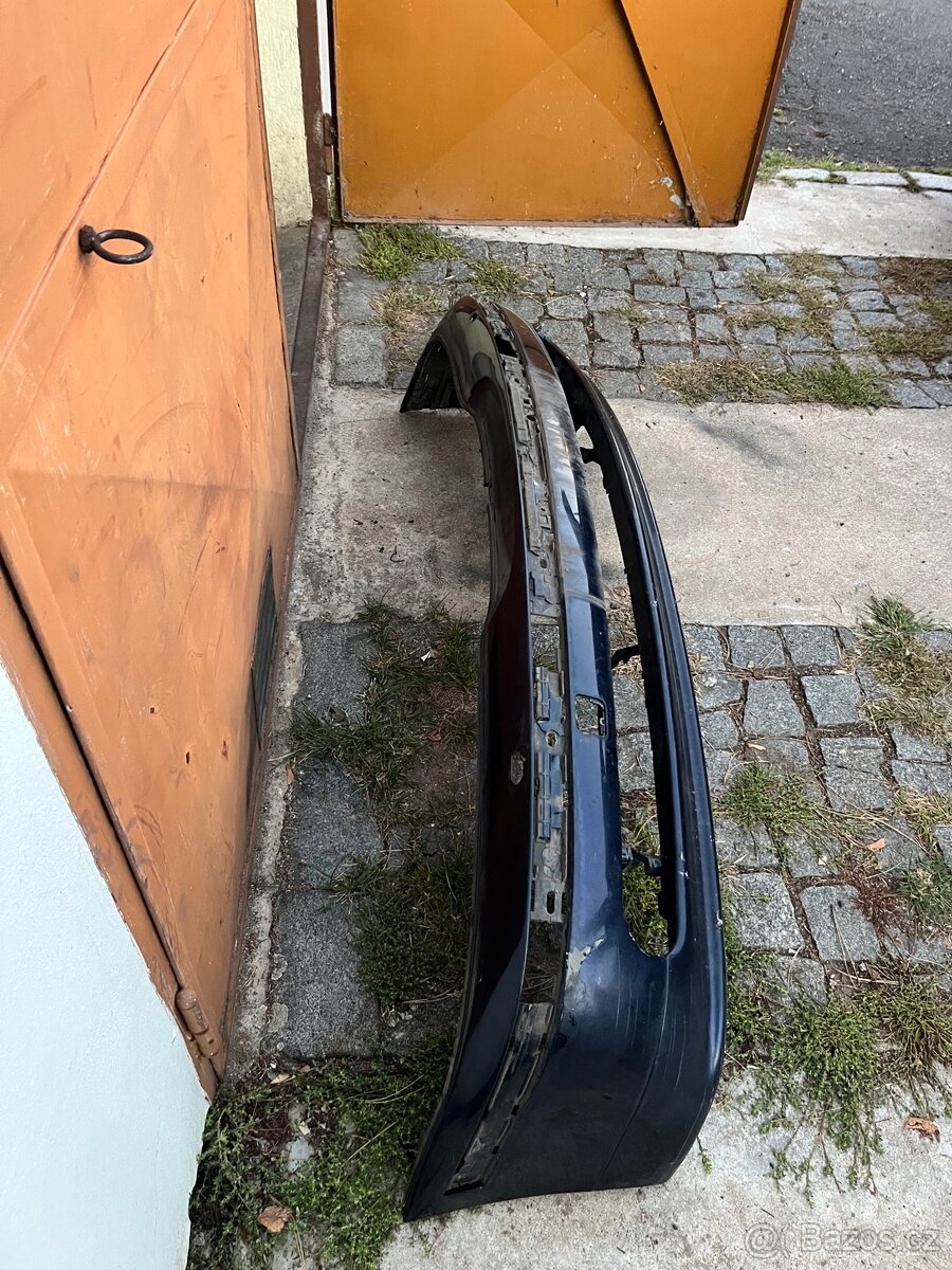 Nárazník Bmw e39 - 3