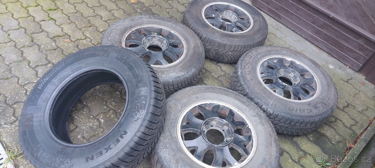 SsangYong Rexton I - alu+celoroční 235 / 70 R16, 106T, M+S - 3