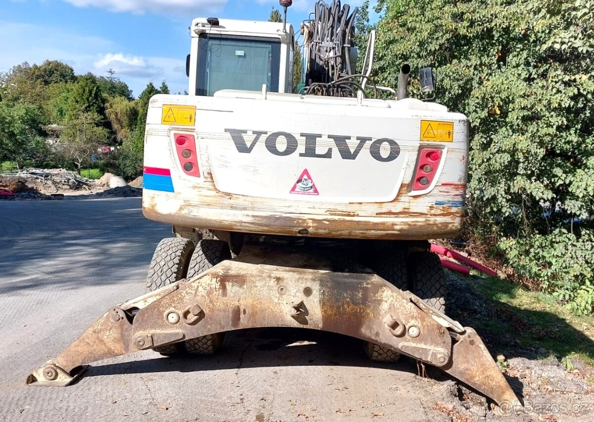 18t bagr offset opěry Volvo EW160C mimoosé - 3