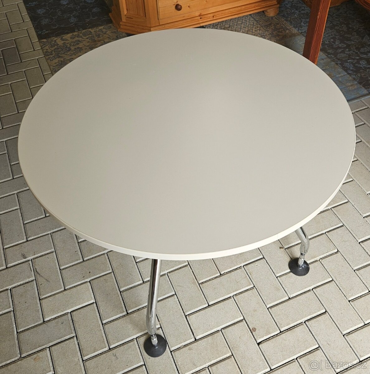 kancelářské židle + stůl VISAVIS - - 3