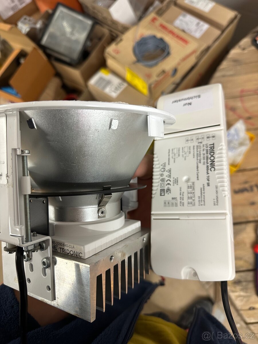 LED svítidlo do sádrokartonu – 230 V, 20 W, 2000 lm - 3