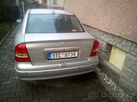 Opel Astra 1,8 16V - 3