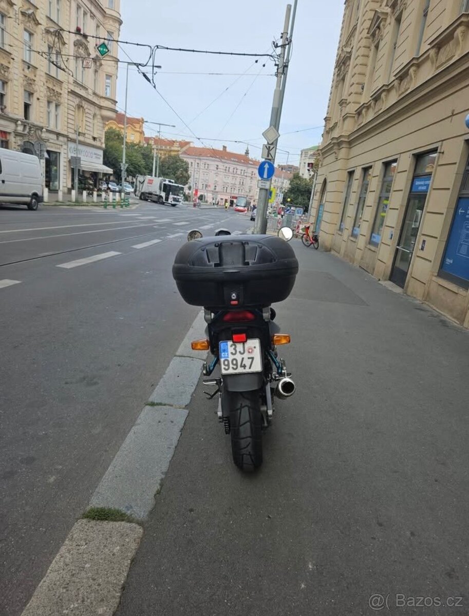 Suzuki Bandit GSF 600 - 3