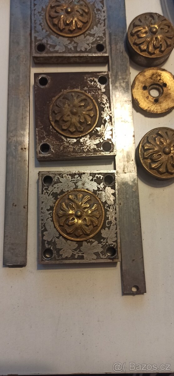 Kovani k trezoru - 3