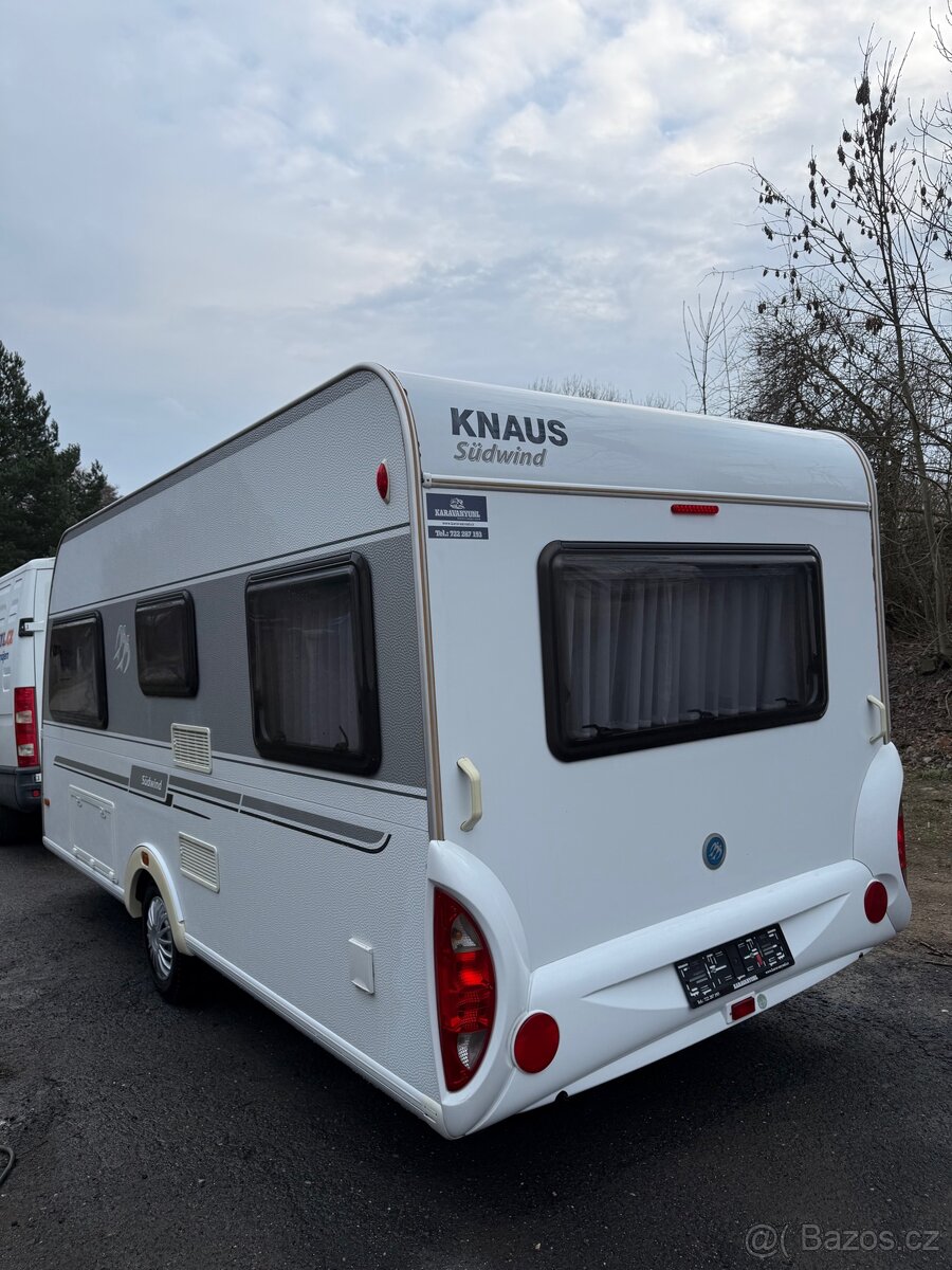 Knaus südwind 450 - předstan, vybavení - 3