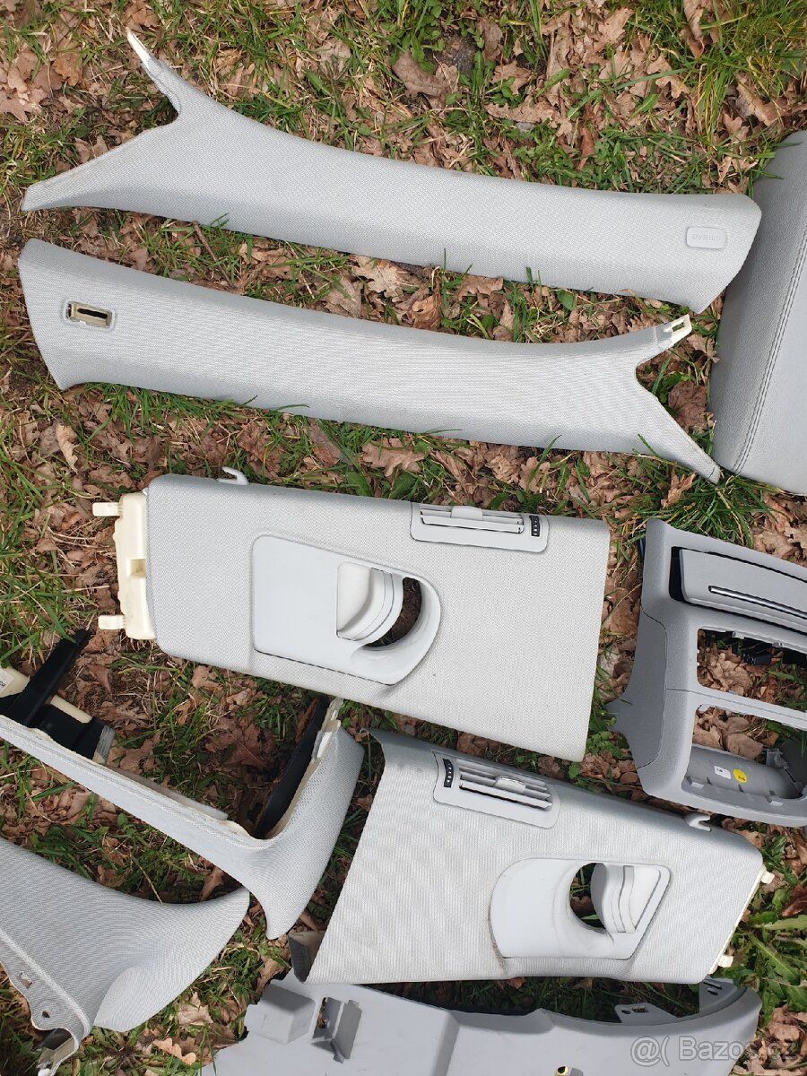 Stropnice a díly interiéru na Audi A7 2011 - 3