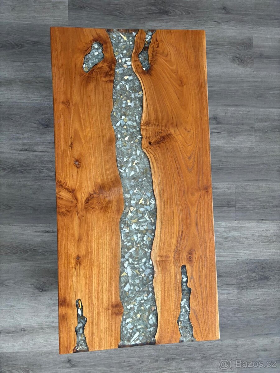 Konferenční stolek - 3