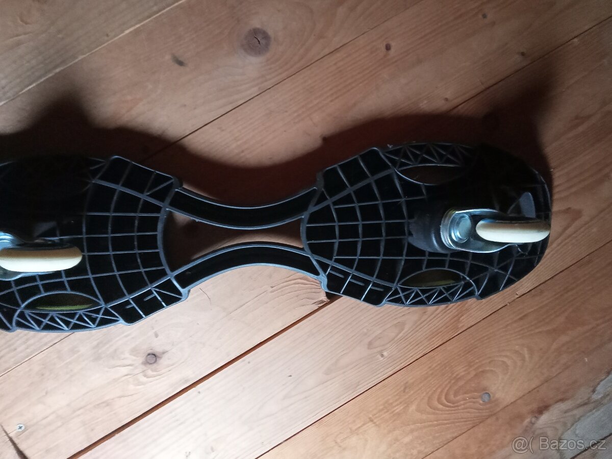 Waveboard modro černý - 3