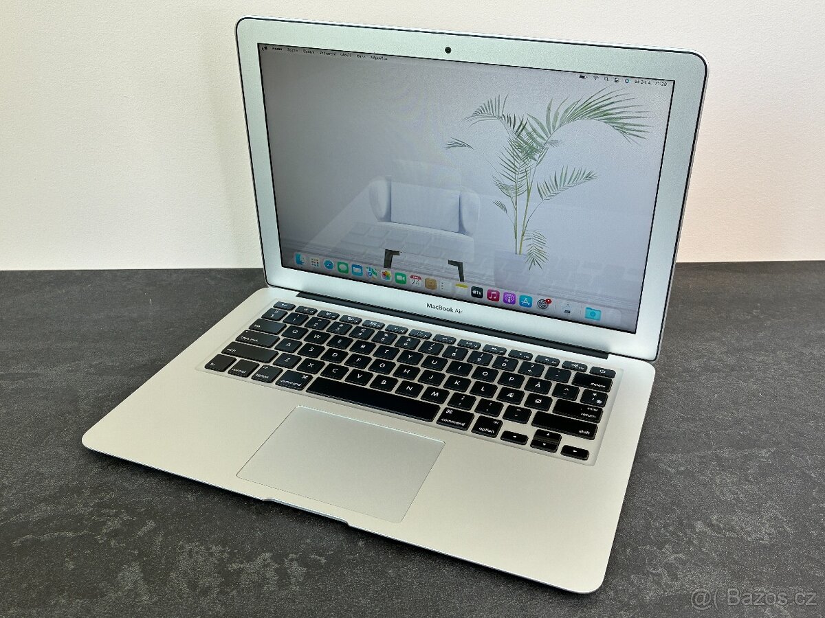 MacBook Air 13'' 2015 / i5 / 4GB / 128GB SSD - DPH - 3