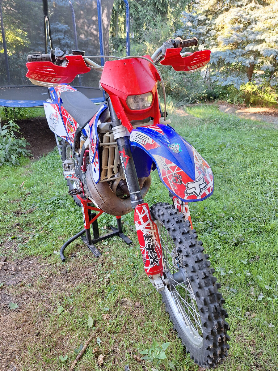GasGas EC300, závada motoru