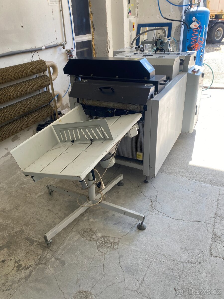 Lakovací stroj - Komfi Fullmatic - 3