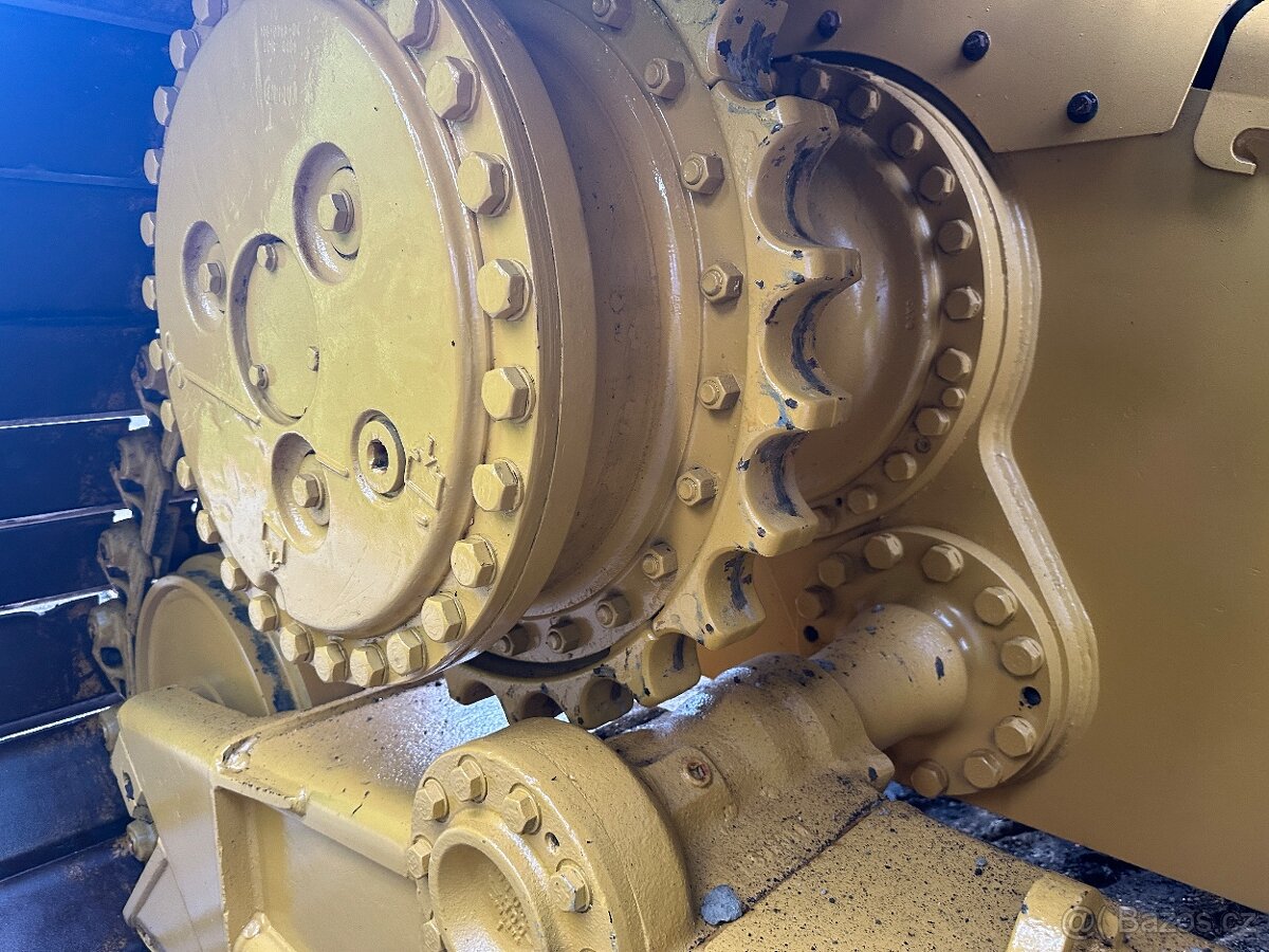 Cat d6N LGP buldozer d4 d5 rok 2016 - 3