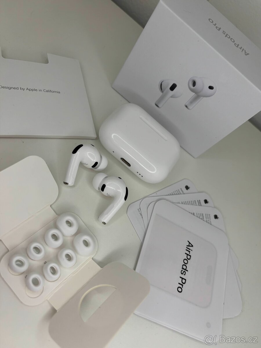 Apple AirPods Pro 3 - 3