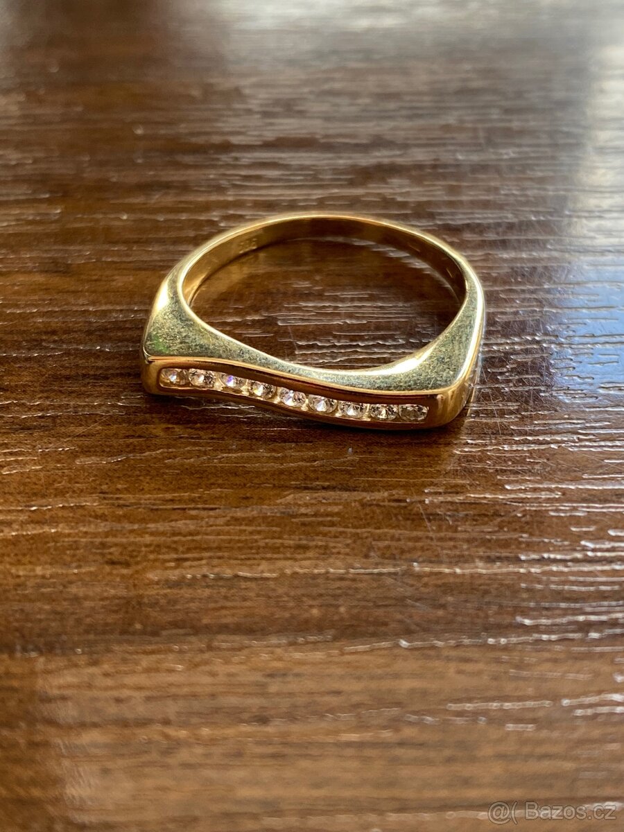 Zlatý dámský prsten - 3