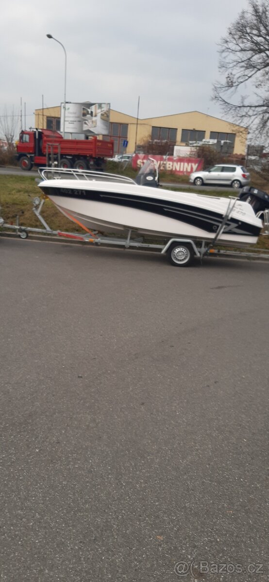 Loď motorová AM 475 - 3