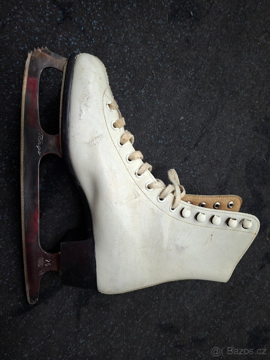 Dámské lední brusle 38 - 3