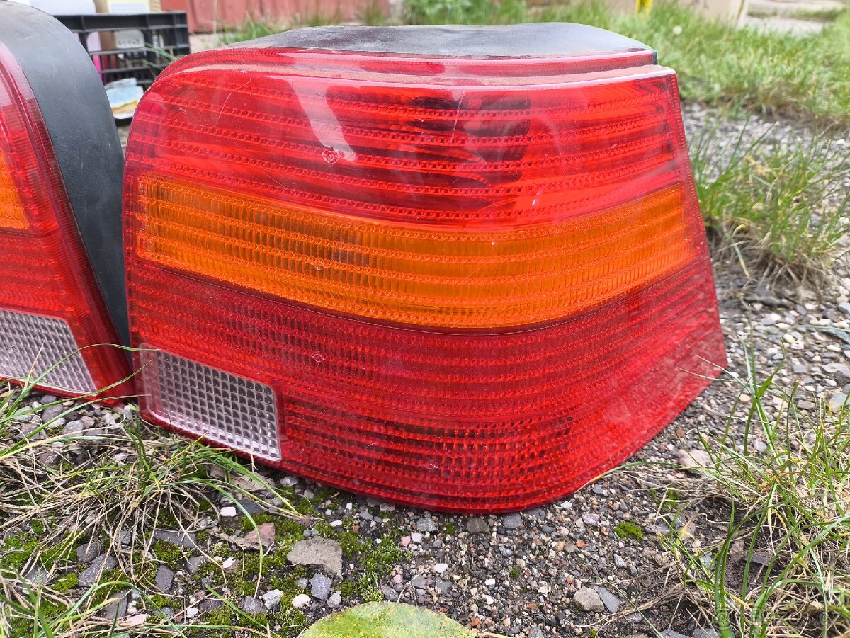 Zadní světla VW Golf IV - 3
