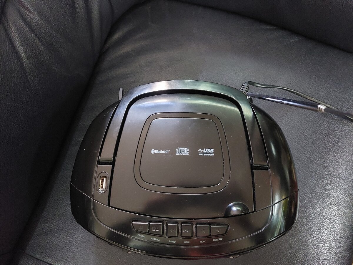 Radiomagnetofon s CD JVC RC-E451B technologie Bluetooth LCD - 3