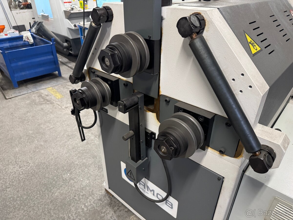 Zakružovačka profilů Amob MAH 40/3 CNC - 3