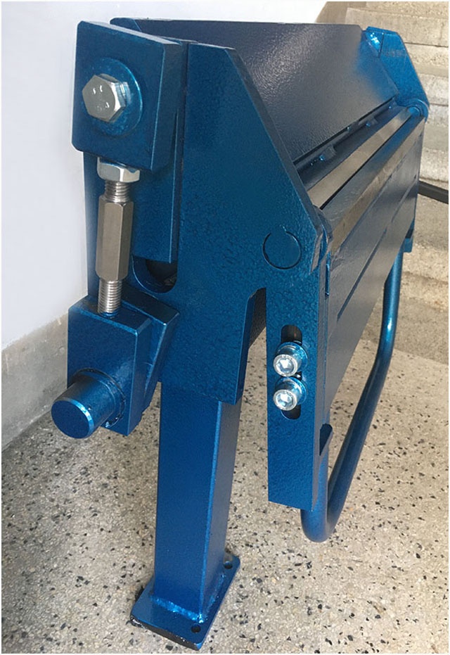 Ohýbačka plechu 600/3mm - 3