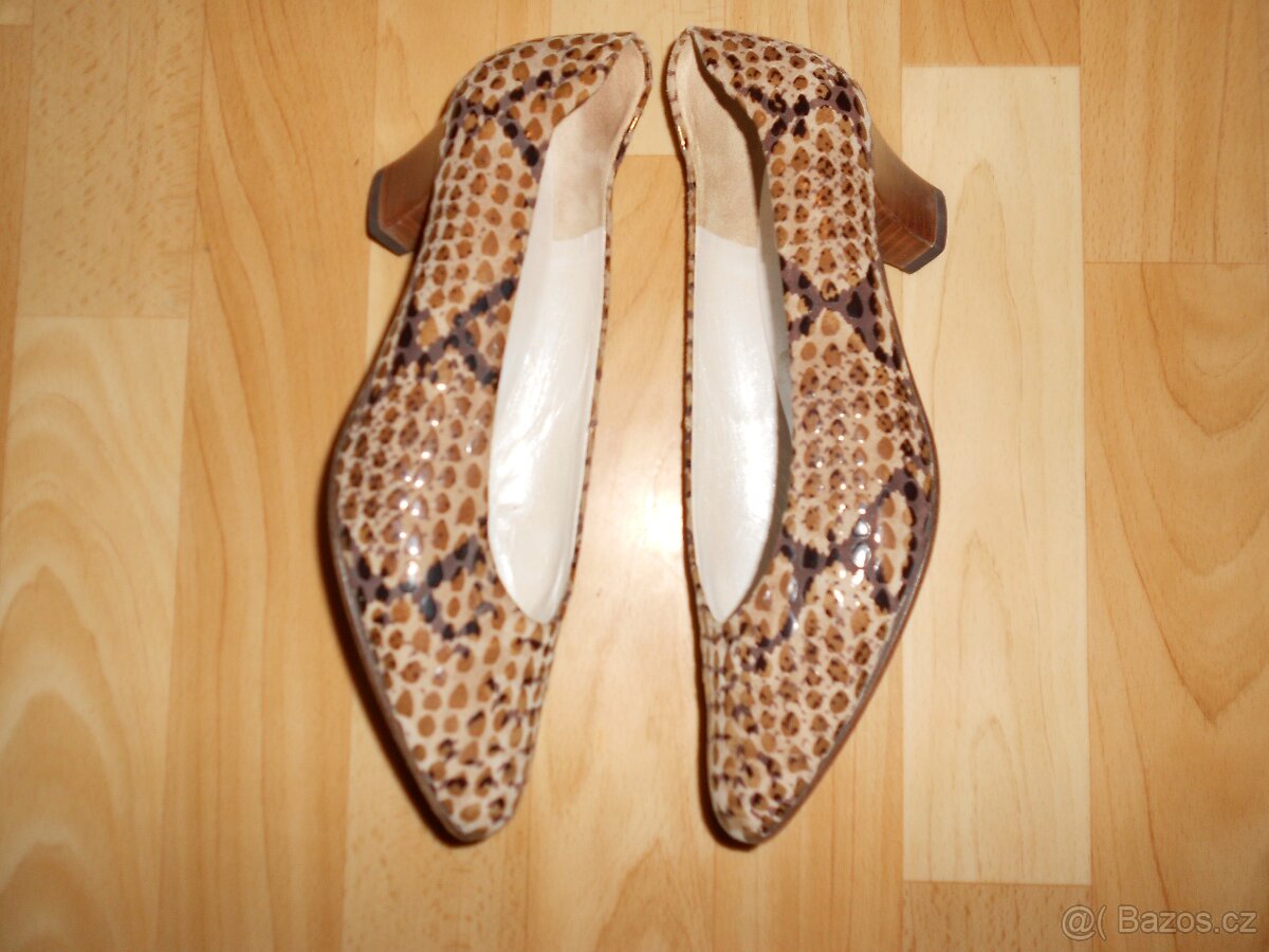 Strakaté lodičky. - 3